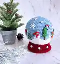 Festive Snow Globe Crochet Pattern step 1 - construction progress