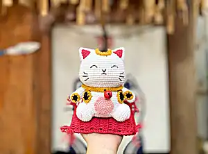 Lucky Cat Amigurumi Pattern