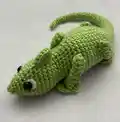 Clyde the Chameleon Amigurumi Pattern step 3 - details and accessories