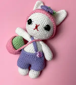 Kawaii Bunny with Basket Amigurumi Pattern