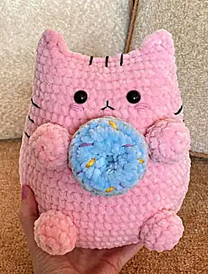 Cute Cat with Donut Amigurumi Pattern
