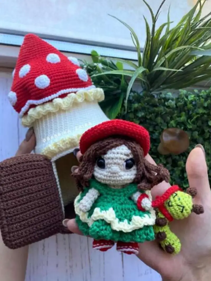 Free Advanced crochet pattern: Amanita Mushroom House Amigurumi Pattern - Easy to follow tutorial