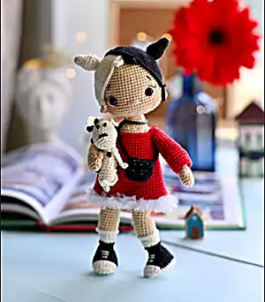Cruella Doll Amigurumi Pattern