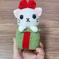 Christmas Giftbox Cat Amigurumi Pattern step 2 - assembly progress