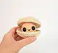 Cleo the Clam Amigurumi Pattern step 1 - construction progress