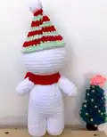 Adorable Snowman Amigurumi Pattern step 4 - final assembly and finishing