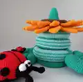 Sunflower Stacking Toy Amigurumi Pattern step 2 - assembly progress