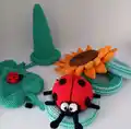 Sunflower Stacking Toy Amigurumi Pattern step 3 - details and accessories