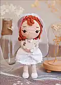 Wedding Couple Amigurumi Pattern step 4 - final assembly and finishing