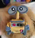 WALL-E Robot Amigurumi Pattern step 4 - final assembly and finishing