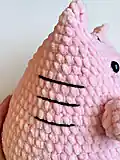 Cute Cat with Donut Amigurumi Pattern step 2 - assembly progress